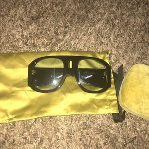 Oversized Gucci shades